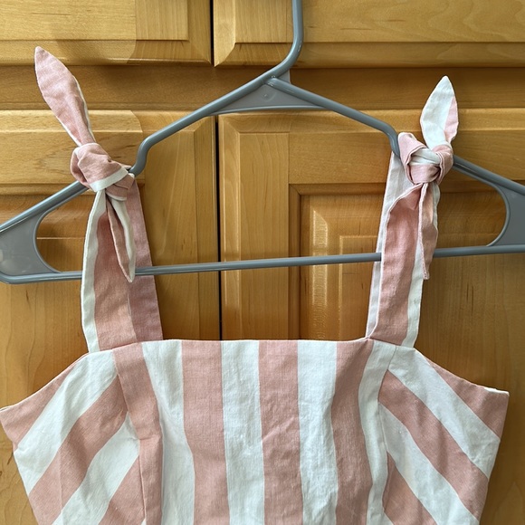 Sugar Lips Crop Top - Picture 2 of 7